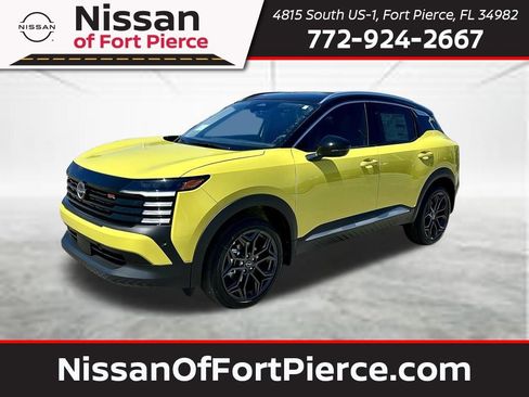 New 2026 Nissan Kicks SR w/ SR Premium Package FWD image 1