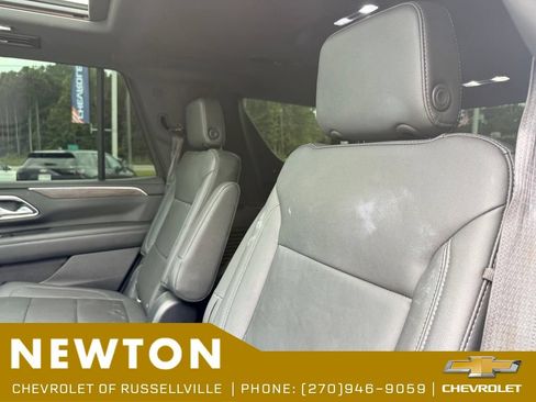 Used 2021 Chevrolet Tahoe Z71 w/ Luxury Package AWD/4WD image 21