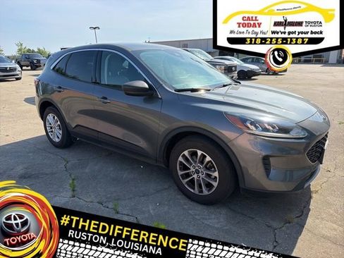Used 2022 Ford Escape SE w/ Convenience Package FWD image 1
