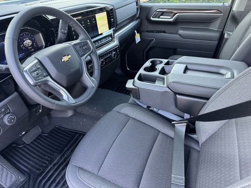 New 2026 Chevrolet Silverado 1500 LT image 9