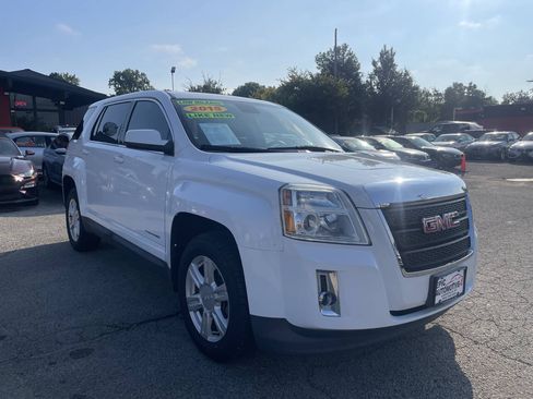 Used 2015 GMC Terrain SLE FWD image 3