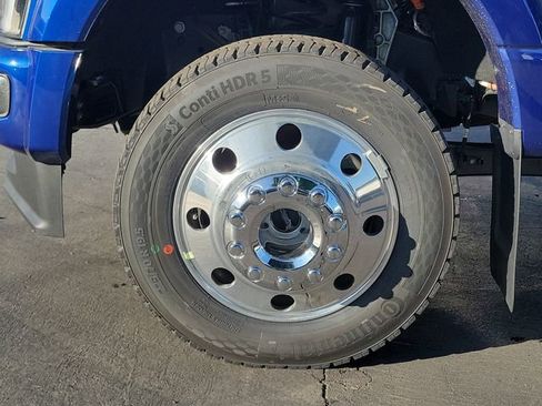 New 2026 Ford F450 Platinum w/ FX4 Off-Road Package image 32