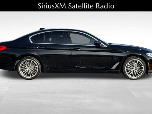 Used 2020 BMW 530i w/ Convenience Package image 3