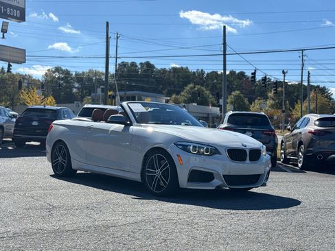 Used 2018 BMW M240i Convertible image 36