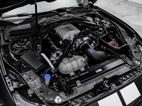 Used 2022 Ford Mustang Shelby GT500 w/ Technology Package image 85