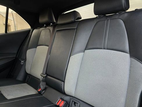 Used 2021 Toyota Corolla XSE image 19