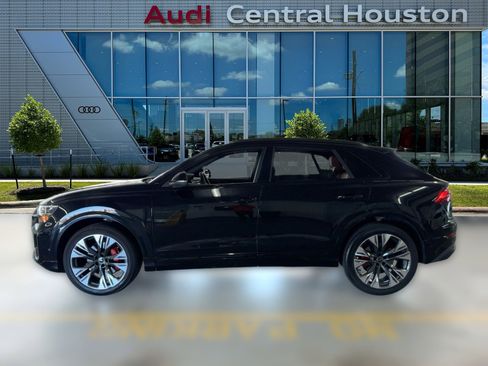 Used 2024 Audi Q8 Premium w/ Black Optic Package image 2