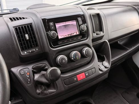 Used 2021 RAM ProMaster 2500 FWD image 30