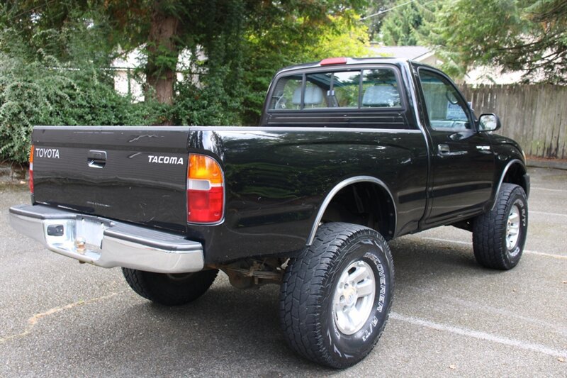 Used 2000 Toyota Tacoma 4x4 Regular Cab image 3