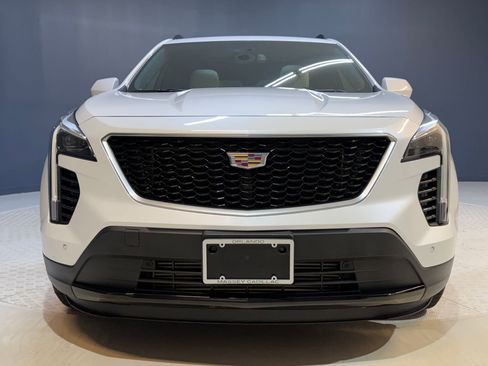Used 2019 Cadillac XT4 Sport w/ Cold Weather Package AWD/4WD image 6