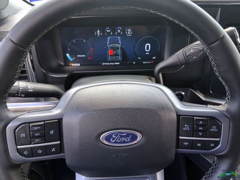Used 2026 Ford F250 Lariat AWD/4WD image 18
