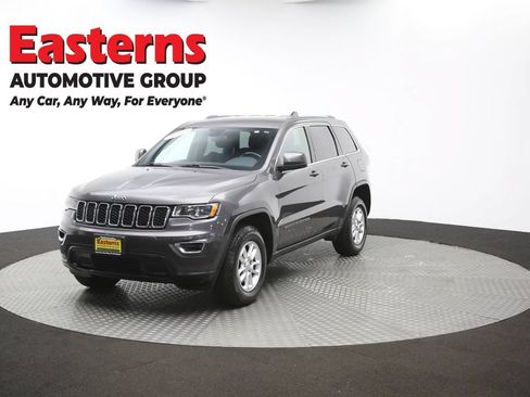Used 2020 Jeep Grand Cherokee Laredo AWD/4WD image 53