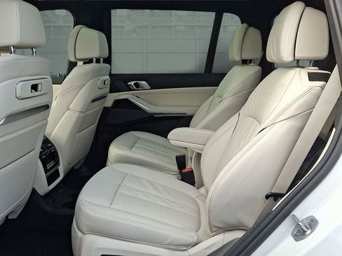 New 2026 BMW X7 M60i w/ Executive Package image 7