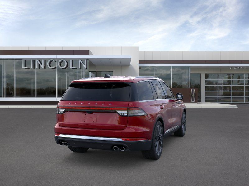 Used 2025 Lincoln Aviator Reserve w/ Luxury Package RWD image 8