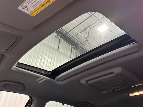 Used 2018 Honda Pilot Touring image 28