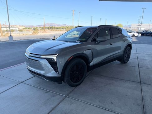New 2026 Chevrolet Blazer EV LT w/ Midnight/Sport Edition FWD image 7