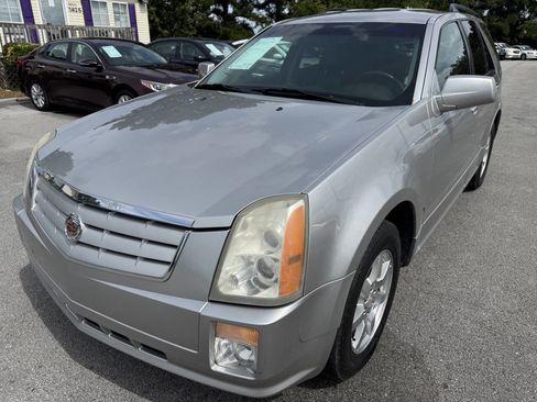 Used 2007 Cadillac SRX image 1