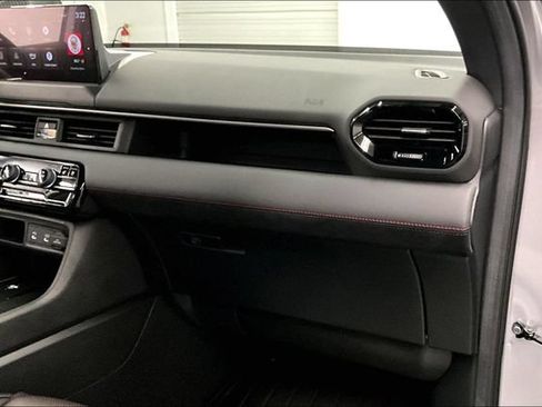 Used 2026 Honda Pilot Black Edition image 19