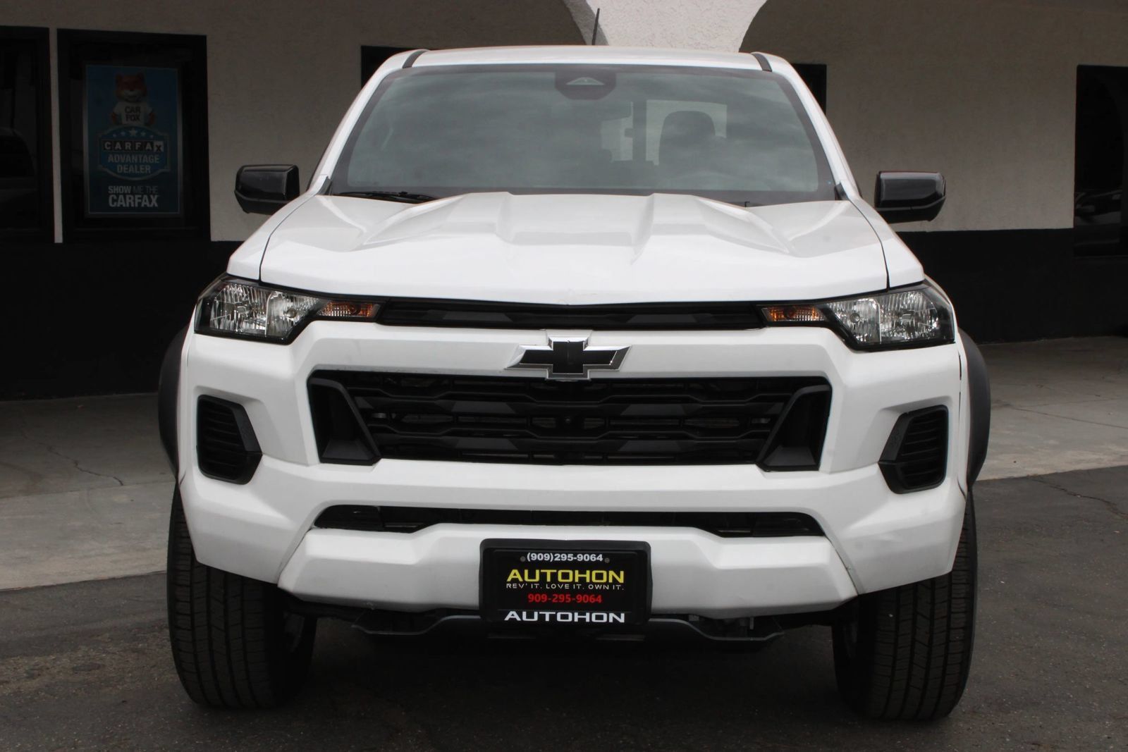 Used 2024 Chevrolet Colorado Trail Boss w/ Technology Package AWD/4WD image 19