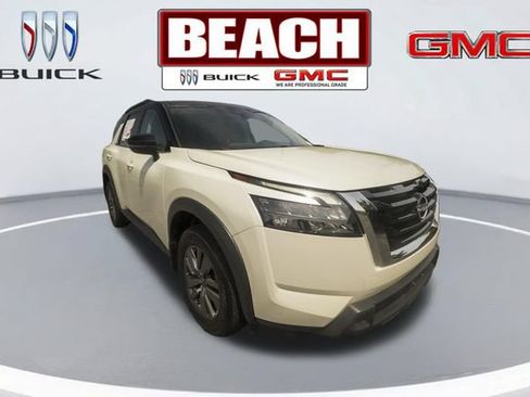 Used 2024 Nissan Pathfinder SV FWD image 38