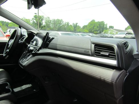 Used 2022 Honda Odyssey EX-L image 12