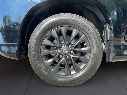 Used 2021 Lexus GX 460 Premium w/ Premium Package AWD/4WD image 30