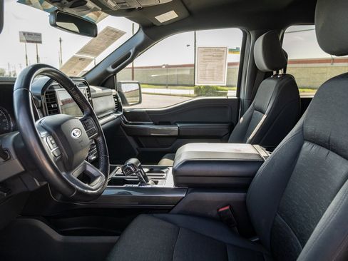 Used 2022 Ford F150 XLT w/ Equipment Group 302A High image 12