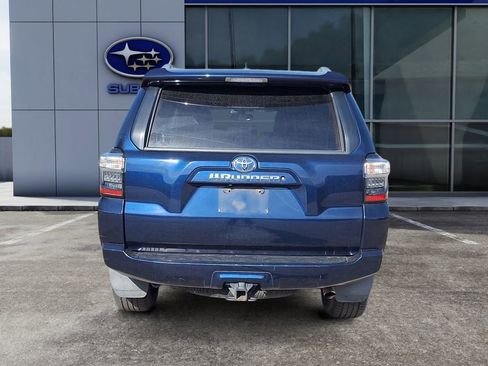 Used 2016 Toyota 4Runner SR5 Premium image 5