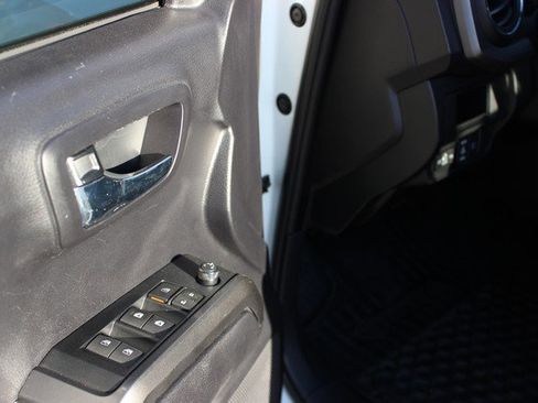 Used 2019 Toyota Tacoma TRD Pro image 4