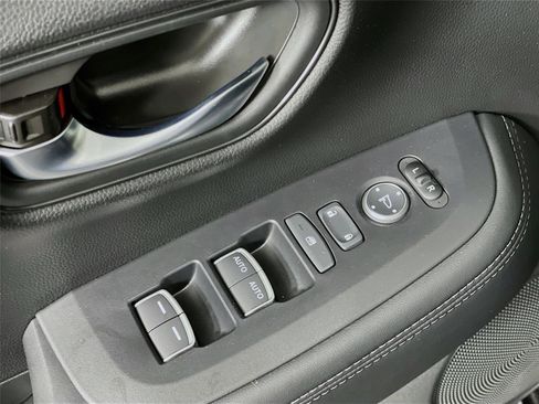 Used 2026 Honda HR-V EX-L image 23