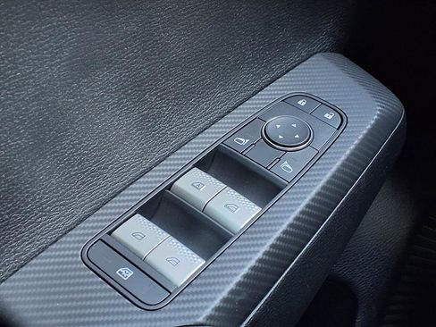 Used 2024 Mitsubishi Outlander ES image 26