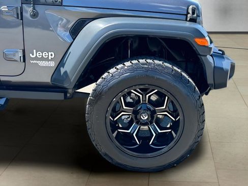 Used 2018 Jeep Wrangler Unlimited Sport S AWD/4WD image 39