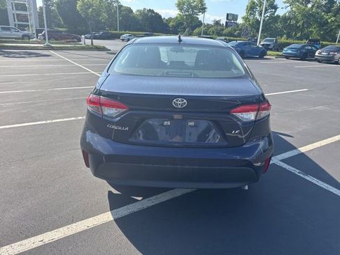 Used 2024 Toyota Corolla LE FWD image 5