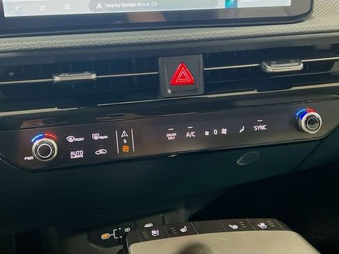 New 2025 Kia EV6 Wind image 16