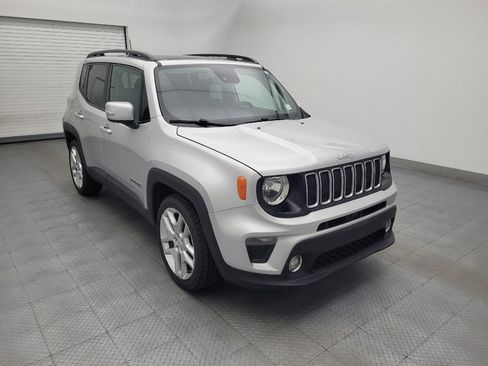 Used 2021 Jeep Renegade Latitude FWD image 13