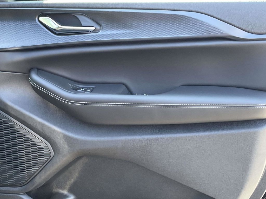 New 2027 Jeep Grand Cherokee 4WD image 17