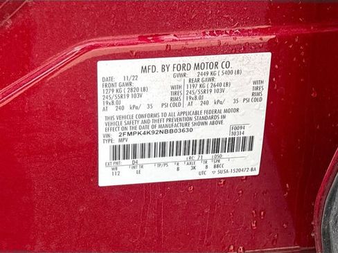 Used 2022 Ford Edge Titanium AWD/4WD image 24