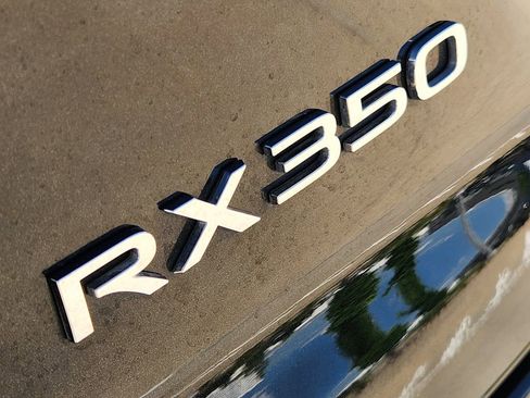 Used 2025 Lexus RX 350 FWD image 11