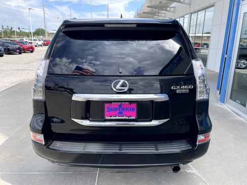Used 2019 Lexus GX 460 Premium w/ Premium Package AWD/4WD image 3