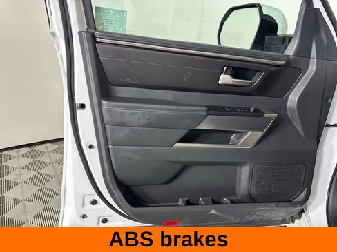 Used 2025 Toyota Sequoia SR5 AWD/4WD image 8