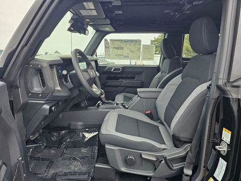 New 2025 Ford Bronco 2-Door AWD/4WD image 16