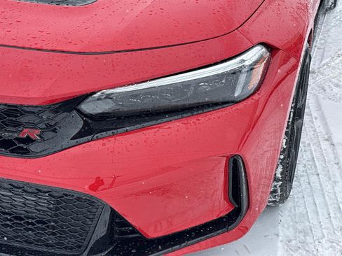 Used 2025 Honda Civic Type R image 9