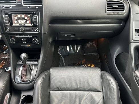 Used 2013 Volkswagen GTI Driver's Edition image 28