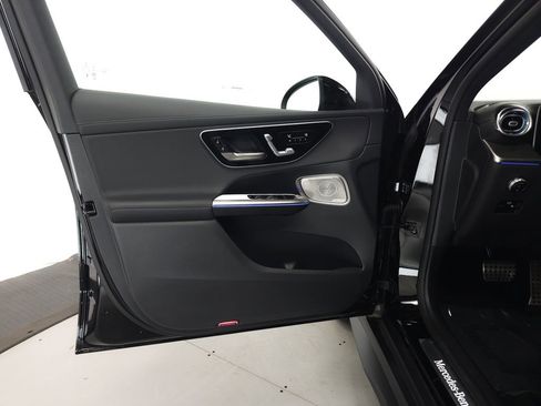 Certified 2026 Mercedes-Benz GLC 300 4MATIC image 5