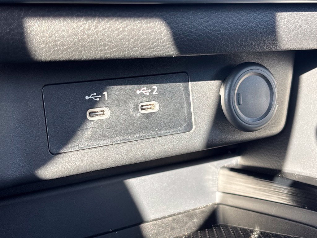 Certified 2026 Nissan Rogue SV FWD image 29