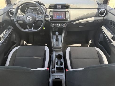 Used 2025 Nissan Versa S FWD image 21