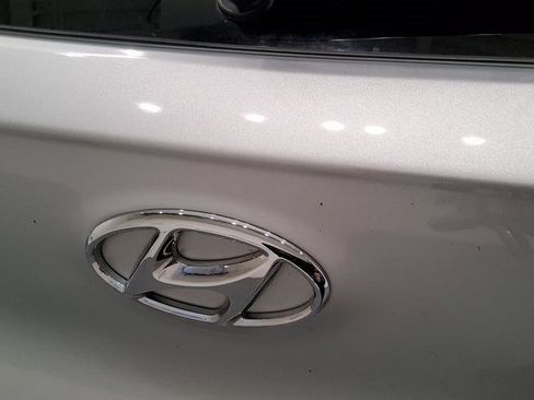 Used 2019 Hyundai Tucson SE image 38
