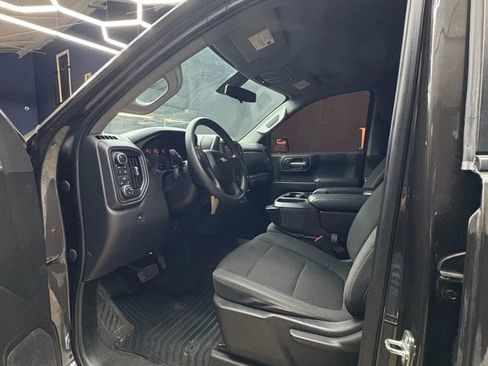 Used 2022 Chevrolet Silverado 1500 Custom image 4