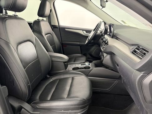 Used 2022 Ford Escape SEL w/ Class II Trailer Tow Package image 31