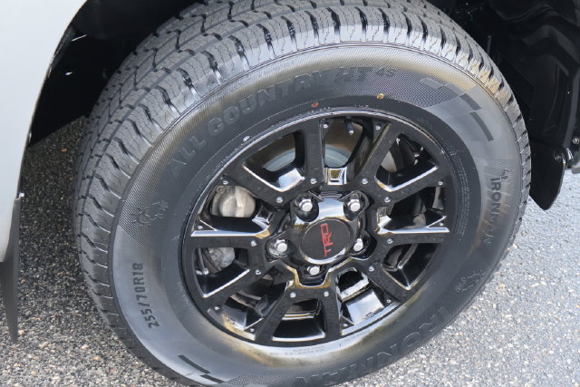 Used 2020 Toyota Tundra SR5 w/ SR5 Upgrade Package AWD/4WD image 27